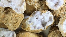 Enjoy a hands-on geology activity for all ages! Break open your own geode and discover sparkling crystals inside while learning about agates and natural rock formations